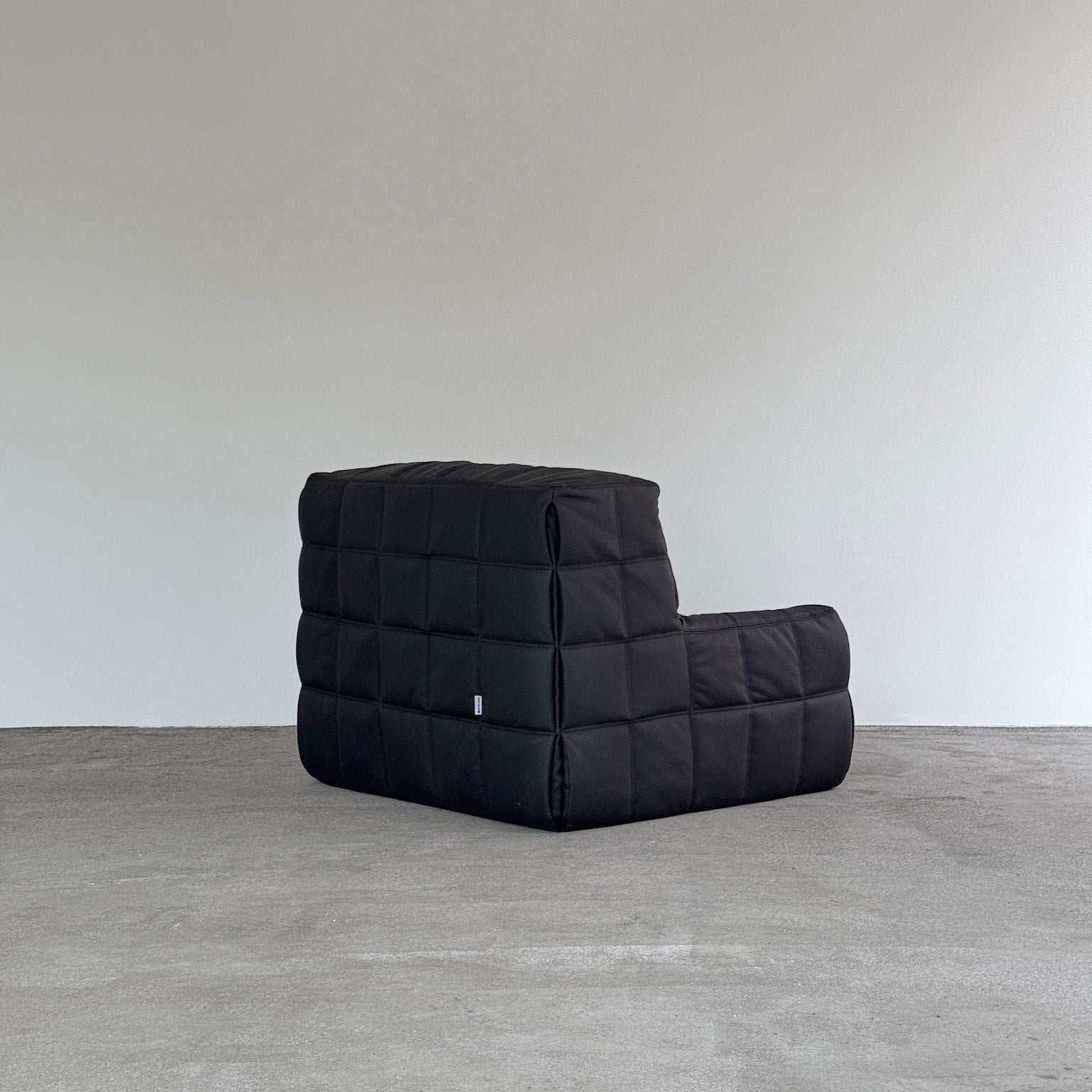 Black Leather Kashima 1-Seater by Michel Ducaroy for Ligne Roset