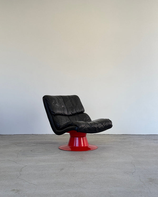 Red Saturnus Lounge Chair by Yrjö Kukkapuro