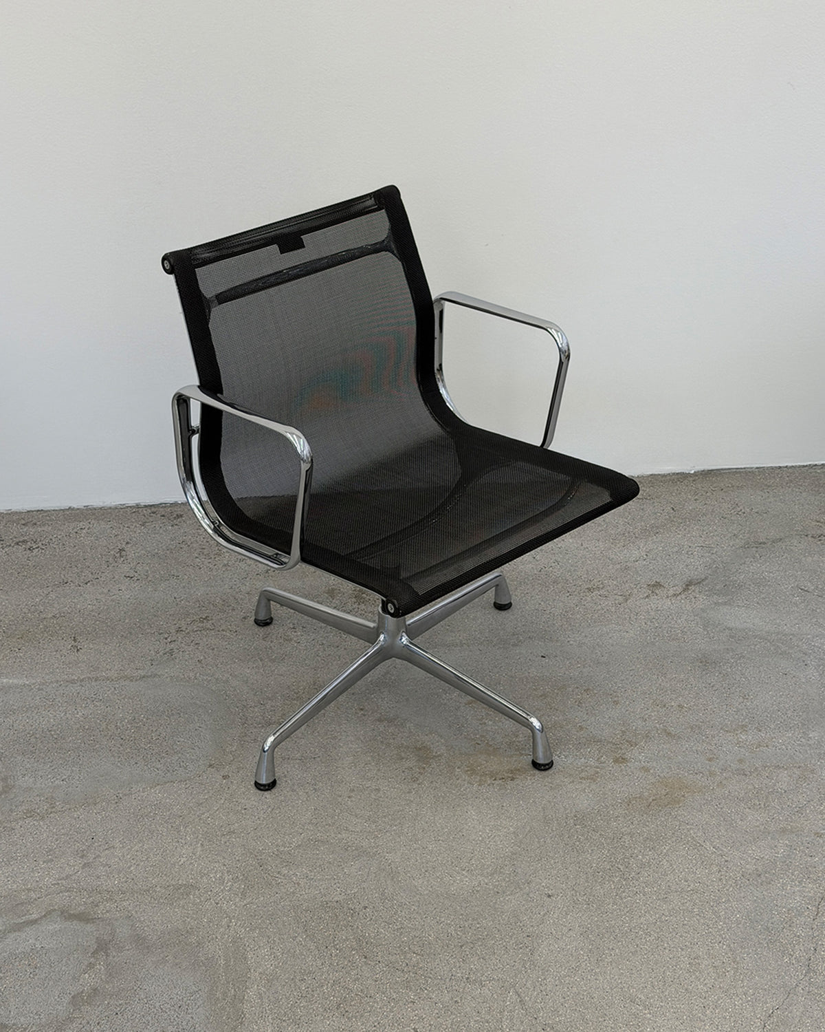 Charles & Ray Eames EA108 Mesh Office Chair for Vitra