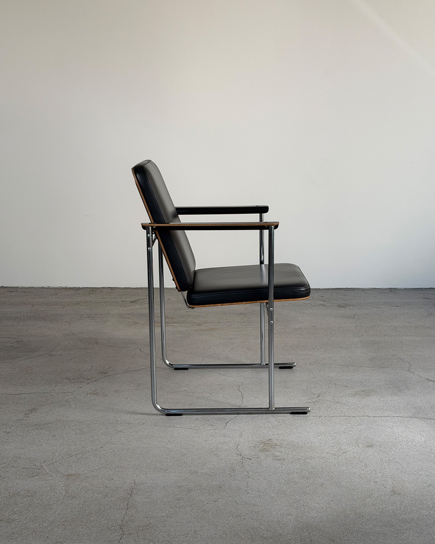 Black Leather 'A-500' Chair by Yrjö Kukkapuro for Avarte