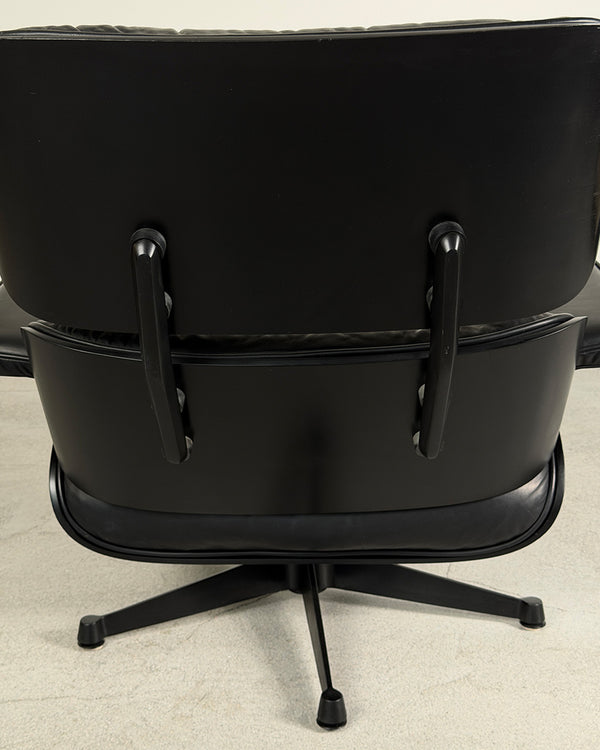 Vitra Black Eames Lounge Chair by Charles & Ray Eames, 1980s