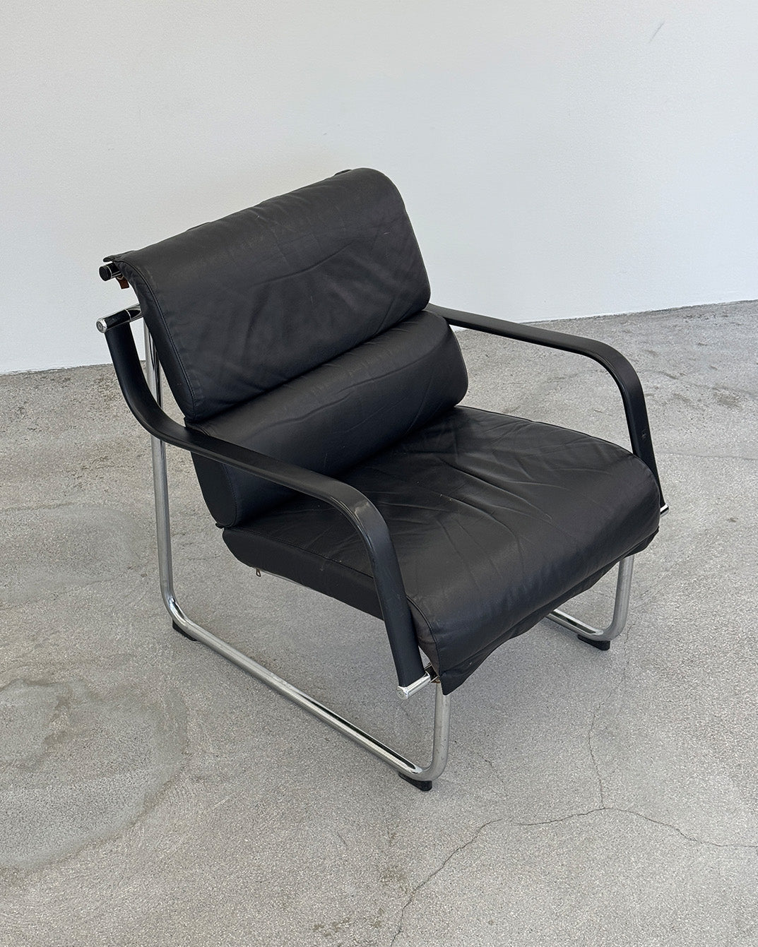 Black Leather Remmi Armchair by Yrjö Kukkapuro