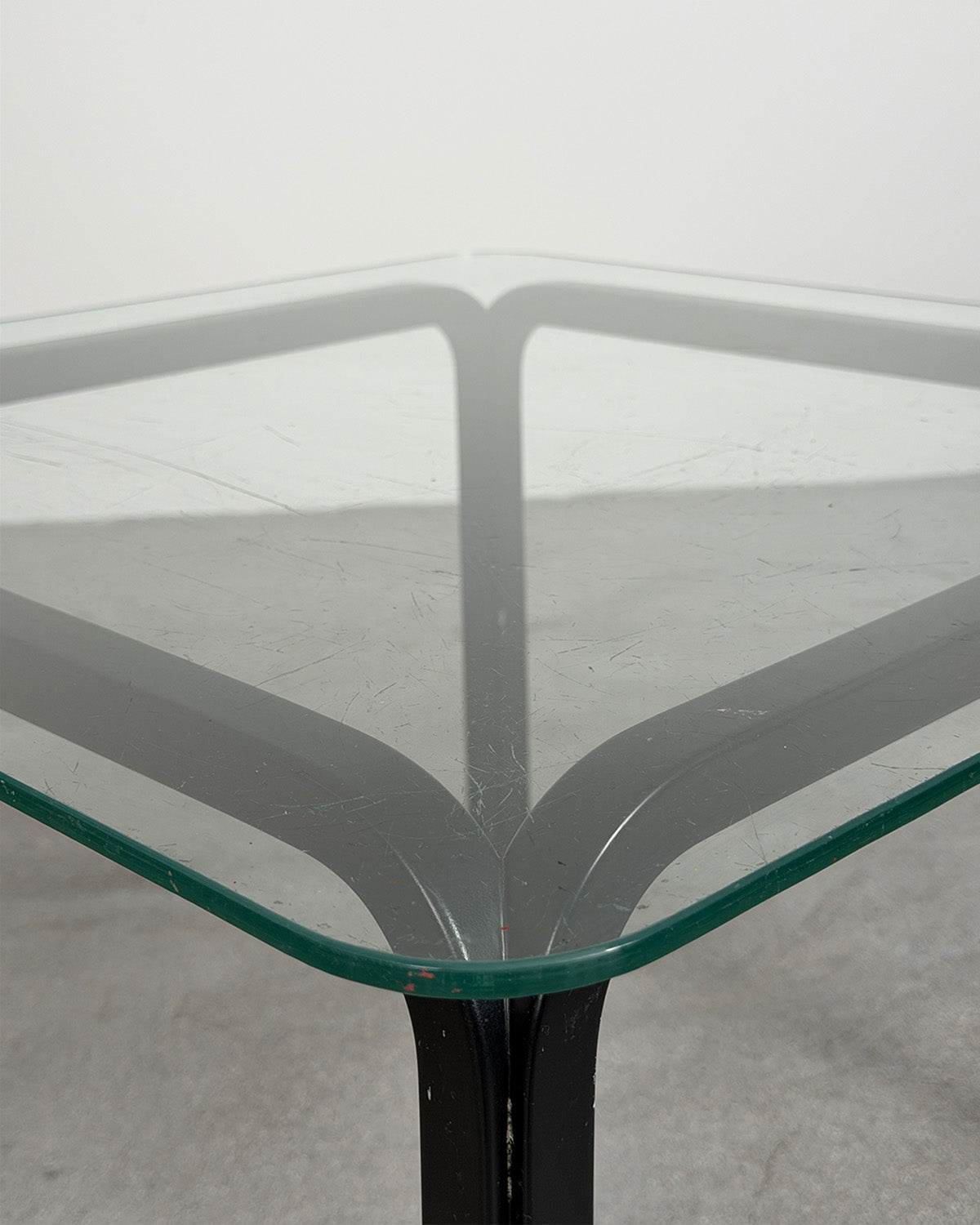 Artek Y-805B 1960s Coffee Table by Alvar Aalto