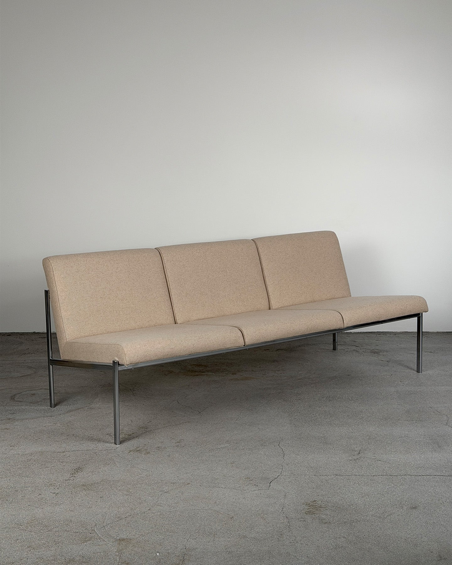 Beige Wool 'Kiki' 3-Seater Sofa by Ilmari Tapiovaara for Artek