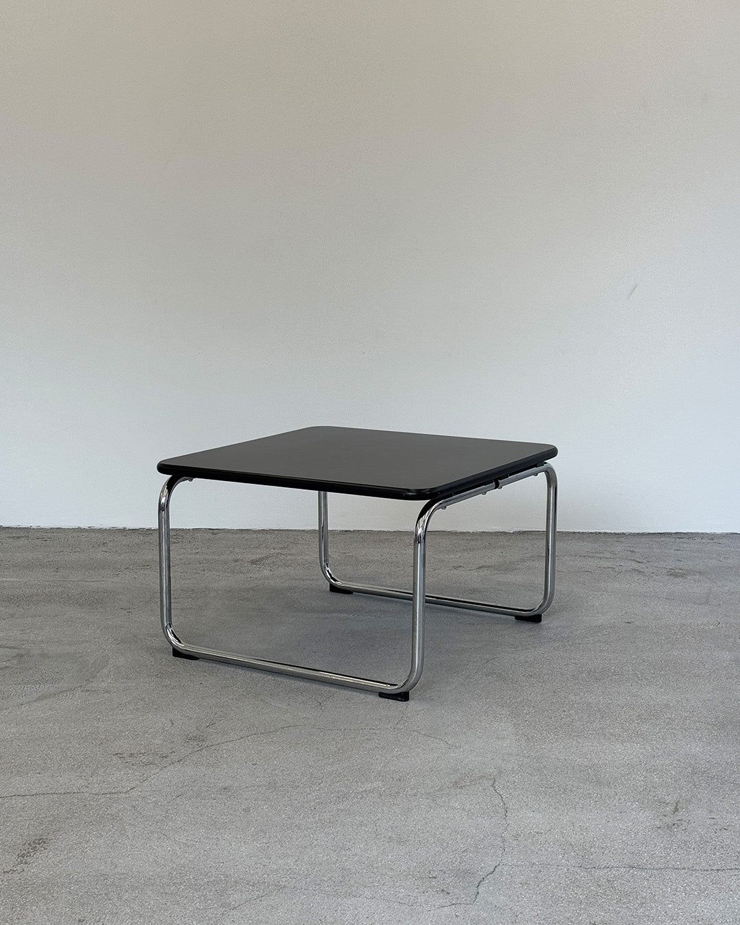 Black 715S Remmi Coffee Table by Yrjö Kukkapuro