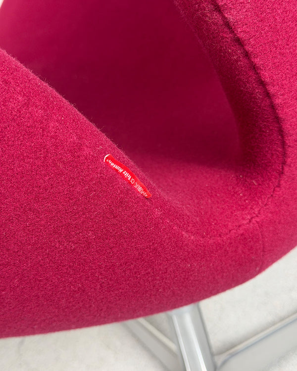 Purple Swan Lounge Chair by Arne Jacobsen for Fritz Hansen