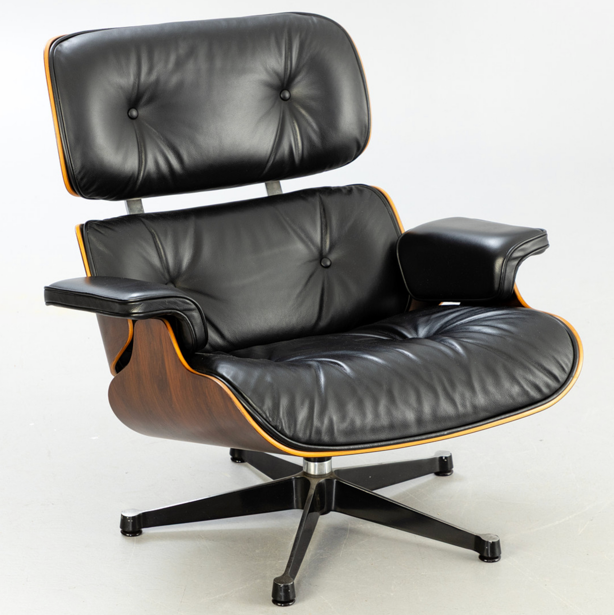 1980s Vitra Eames Lounge Chair by Charles & Ray Eames