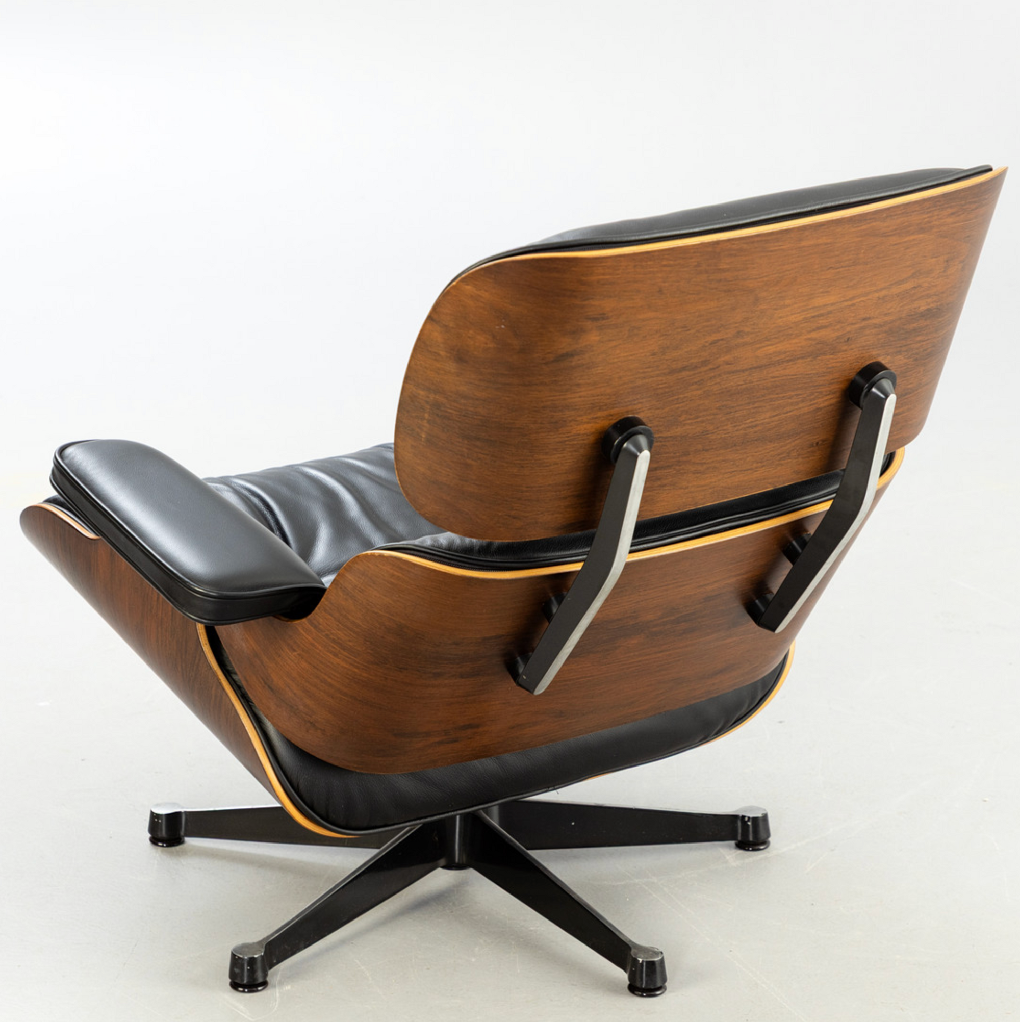 1980s Vitra Eames Lounge Chair by Charles & Ray Eames