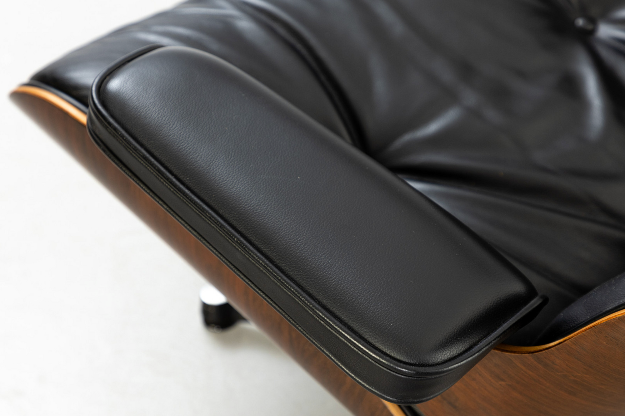 1980s Vitra Eames Lounge Chair by Charles & Ray Eames