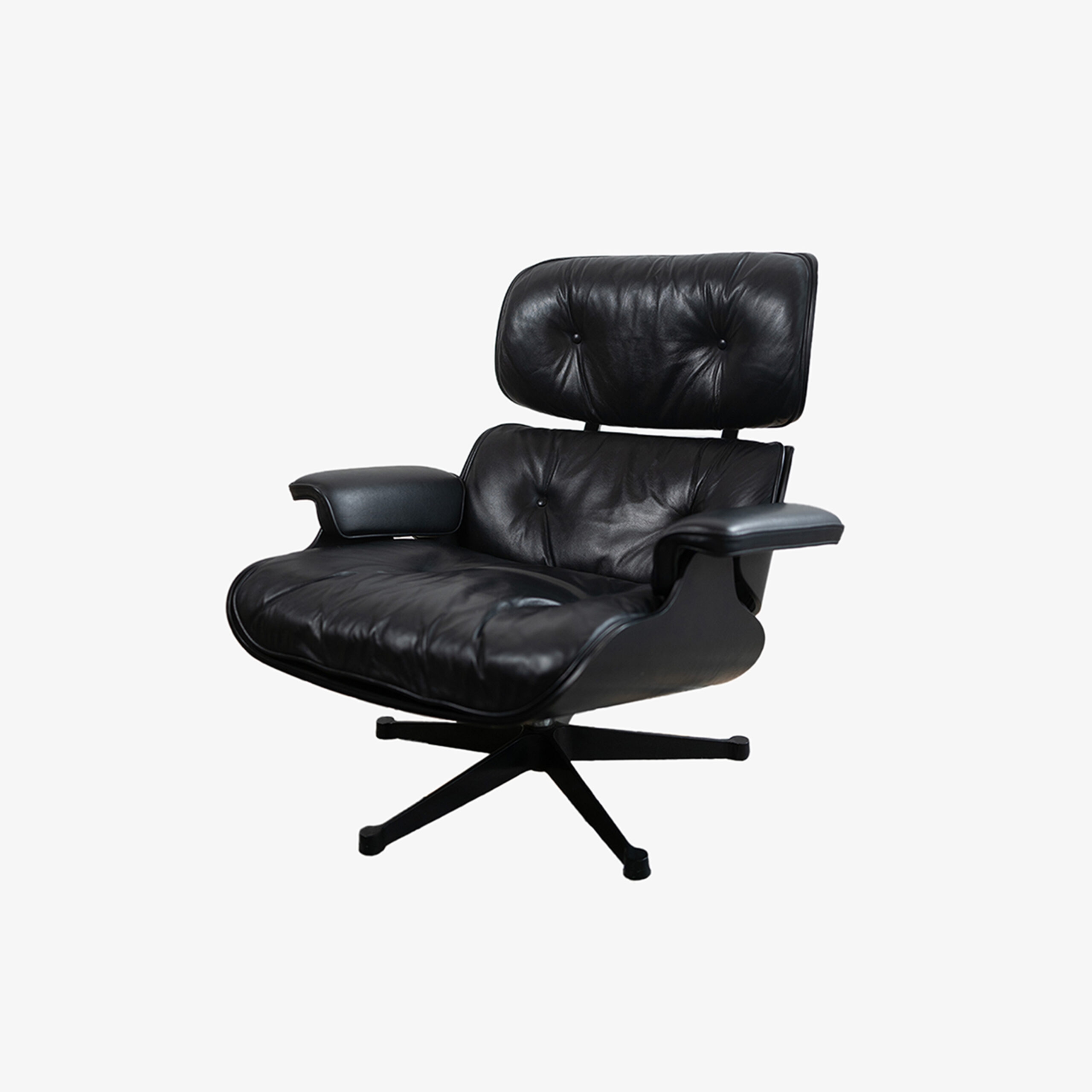 Black Leather Vitra Eames Lounge Chair